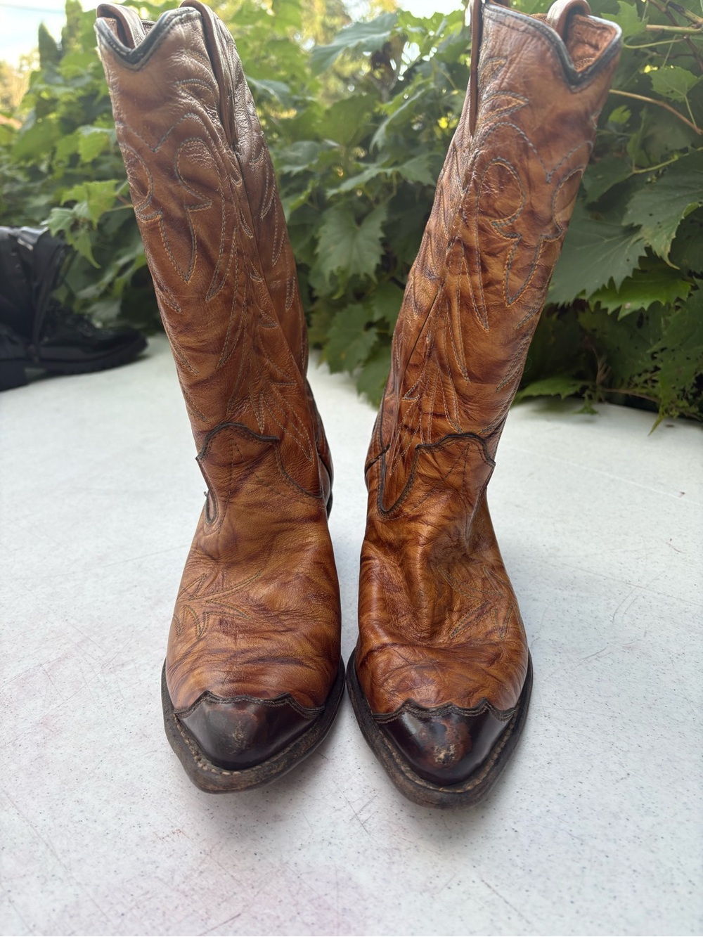 Classic Brown Leather Western Boots - Women